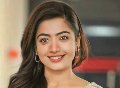 ఓవర్‌హైప్ కాంట్రవర్సీలతో విసిగిన రష్మిక మందన్నా!!?