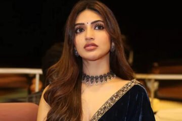 శ్రీలీల కెరీర్‌ ఇప్పుడు క్రాస్ రోడ్స్ లో… !”